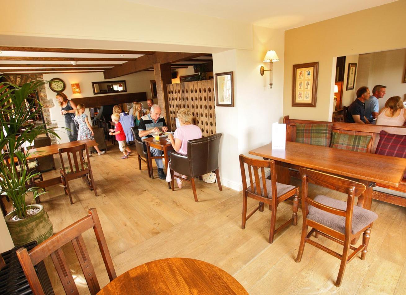 Rose And Crown Hotell Porthcawl Eksteriør bilde