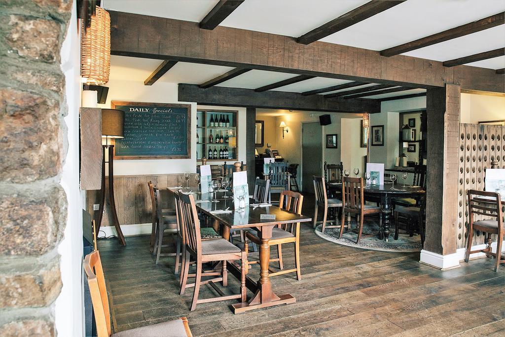 Rose And Crown Hotell Porthcawl Eksteriør bilde