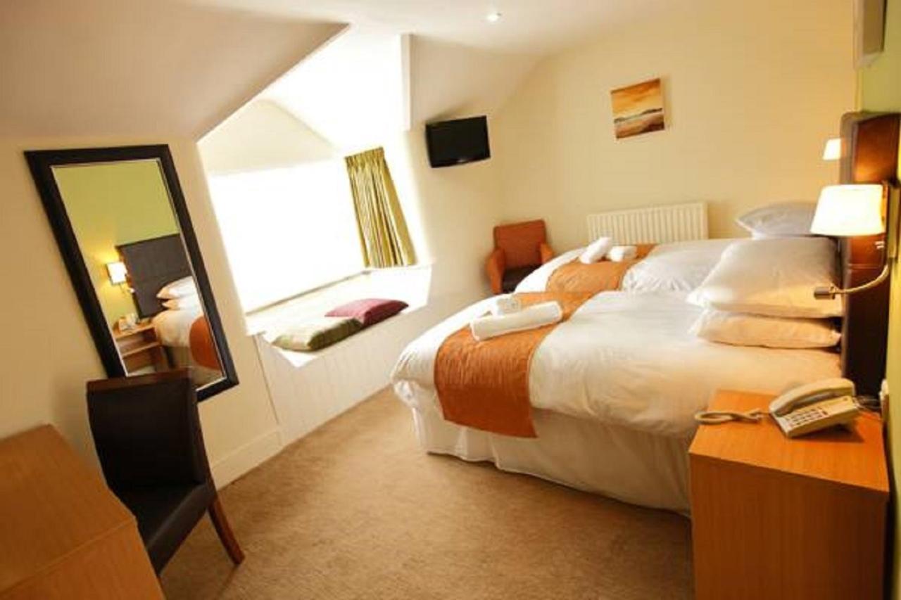 Rose And Crown Hotell Porthcawl Eksteriør bilde