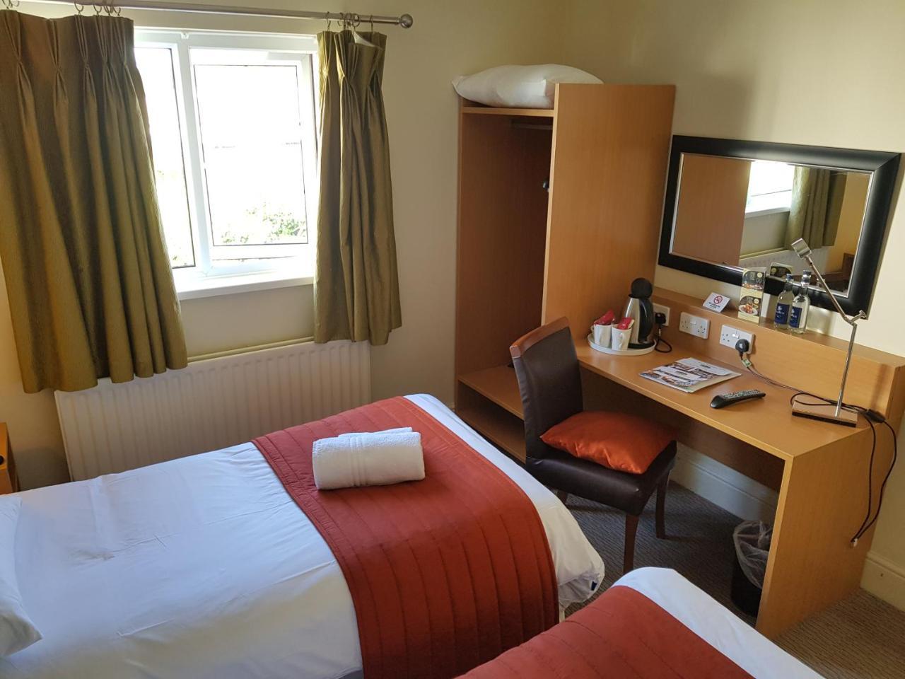 Rose And Crown Hotell Porthcawl Eksteriør bilde