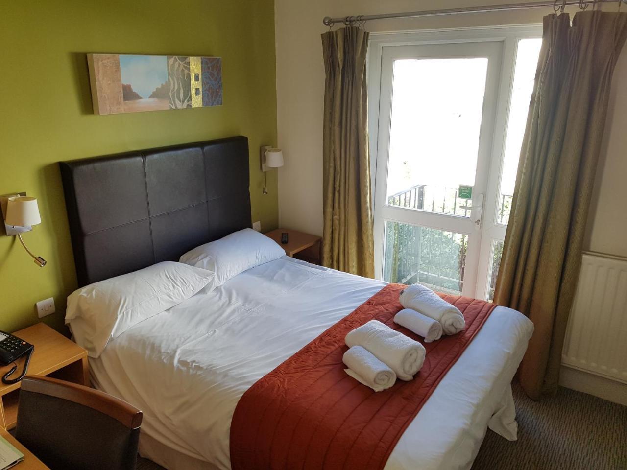 Rose And Crown Hotell Porthcawl Eksteriør bilde